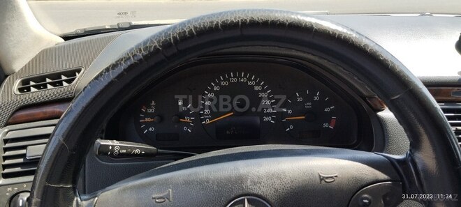 Mercedes E 270 2000, 396,000 km - 2.7 l - Bakı