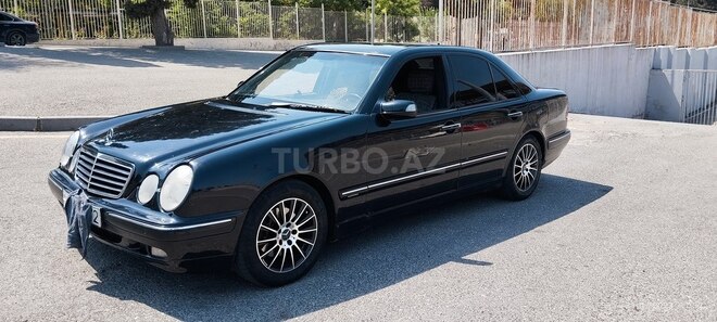 Mercedes E 270 2000, 396,000 km - 2.7 l - Bakı