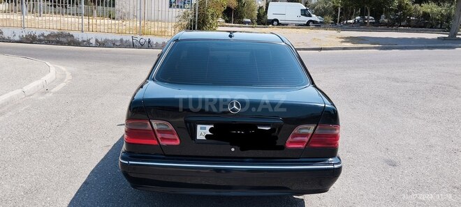 Mercedes E 270 2000, 396,000 km - 2.7 l - Bakı