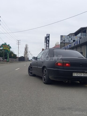 Opel Omega 1998, 333,659 km - 2.0 l - Xudat