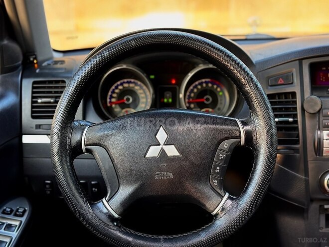 Mitsubishi Pajero 2007, 315,624 km - 3.0 л - Gəncə