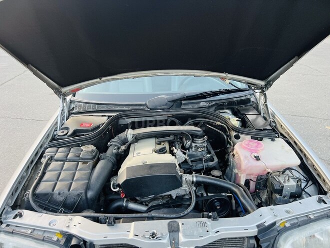 Mercedes C 230 1997, 300,000 km - 2.3 л - Bakı