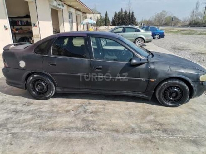 Opel Vectra 1997, 450,000 km - 1.8 l - Saatlı