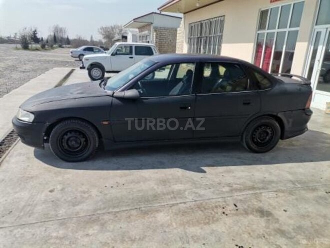 Opel Vectra 1997, 450,000 km - 1.8 l - Saatlı
