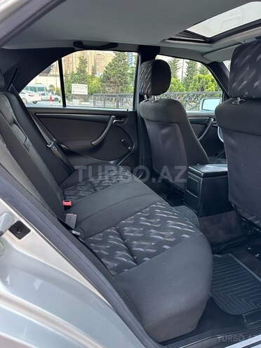 Mercedes C 200 1999, 173,000 km - 2.0 l - Bakı