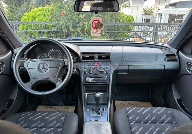 Mercedes C 200 1999, 173,000 km - 2.0 l - Bakı