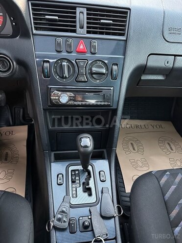Mercedes C 200 1999, 173,000 km - 2.0 l - Bakı