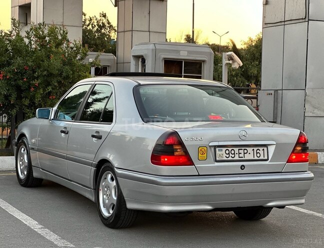 Mercedes C 200 1999, 173,000 km - 2.0 l - Bakı