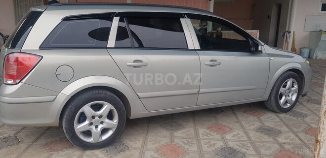 Opel Astra 2006, 324,850 km - 1.3 l - Qazax