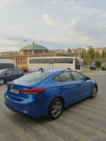 Hyundai Elantra 2016, 100,000 km - 2.0 l - Bakı