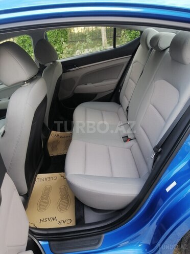 Hyundai Elantra 2016, 100,000 km - 2.0 l - Bakı