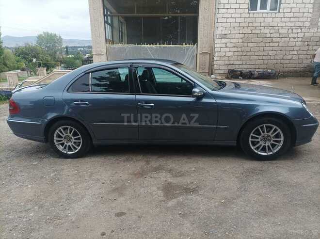 Mercedes E 220 2003, 307,000 km - 2.2 l - Qazax