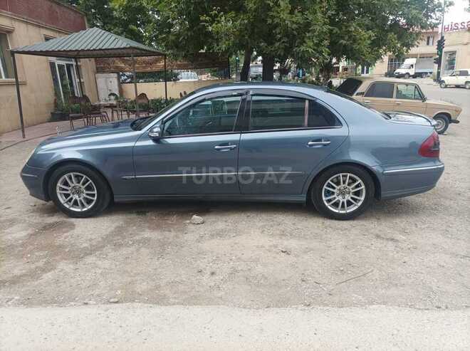 Mercedes E 220 2003, 307,000 km - 2.2 l - Qazax