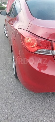 Hyundai Elantra 2013, 121,700 km - 1.8 l - Şəki