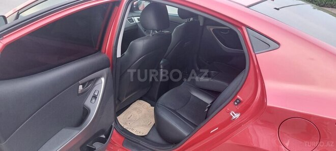 Hyundai Elantra 2013, 121,700 km - 1.8 l - Şəki