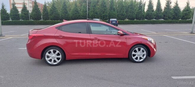 Hyundai Elantra 2013, 121,700 km - 1.8 l - Şəki