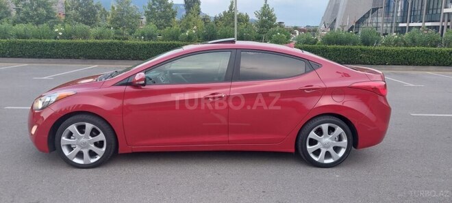 Hyundai Elantra 2013, 121,700 km - 1.8 l - Şəki