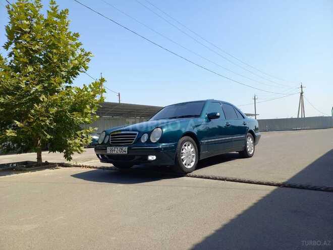 Mercedes E 220 2001, 550,000 km - 2.2 l - Sabirabad