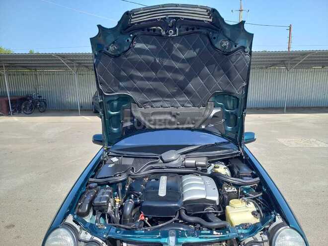 Mercedes E 220 2001, 550,000 km - 2.2 l - Sabirabad
