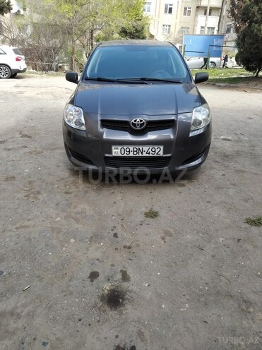 Toyota Auris 2008, 270,000 km - 1.4 l - Bakı