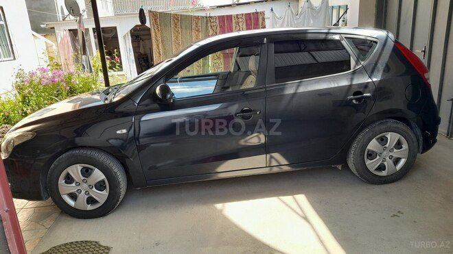 Hyundai i30 2009, 224,000 km - 1.4 l - Qusar