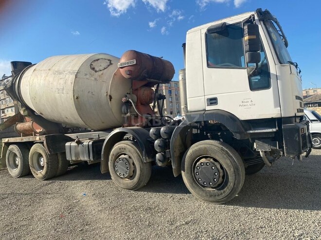 Iveco  2001, 200,000 km - 11.0 l - Gəncə
