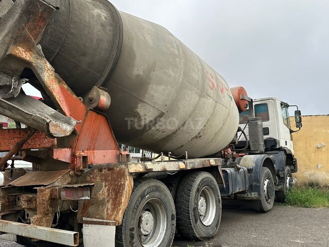 Iveco  2001, 200,000 km - 11.0 l - Gəncə