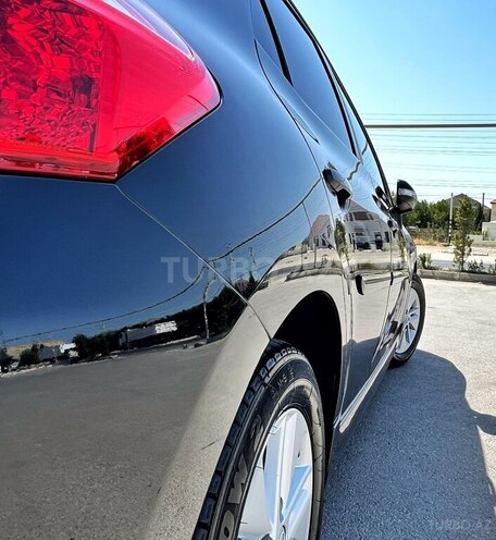 Toyota Auris 2010, 215,300 km - 1.4 л - Bakı