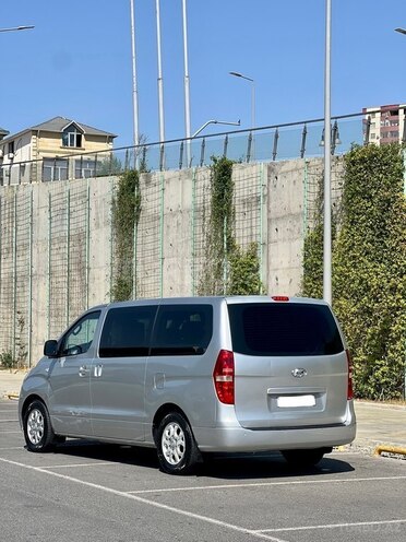 Hyundai H-1 2008, 396,000 km - 2.5 l - Bakı