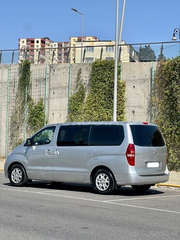 Hyundai H-1 2008, 396,000 km - 2.5 l - Bakı