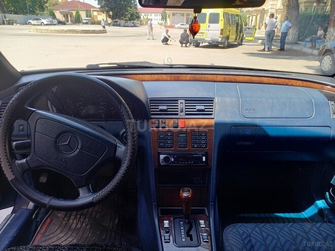 Mercedes C 220 1995, 482,740 km - 2.2 l - Xaçmaz