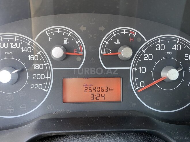 Fiat Punto 2007, 254,000 km - 1.3 l - Bakı