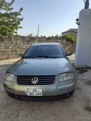 Volkswagen Passat 2003, 245,000 km - 1.8 l - Bakı