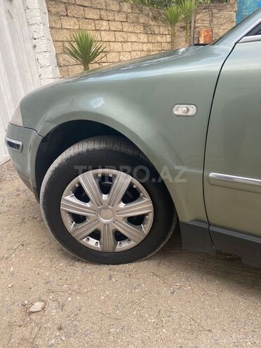 Volkswagen Passat 2003, 245,000 km - 1.8 l - Bakı