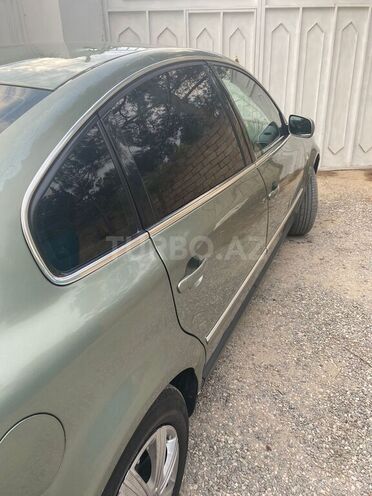 Volkswagen Passat 2003, 245,000 km - 1.8 l - Bakı