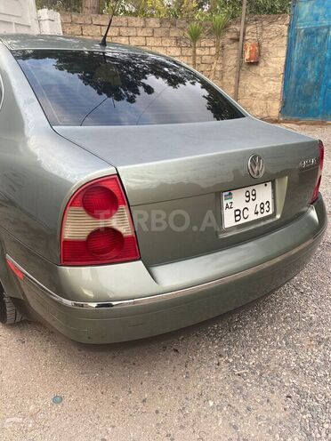 Volkswagen Passat 2003, 245,000 km - 1.8 l - Bakı