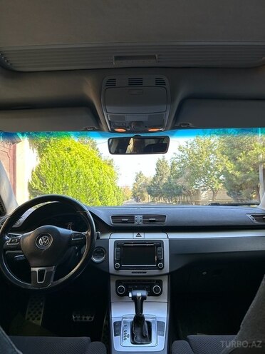 Volkswagen Passat 2010, 272,000 km - 1.8 l - Bakı