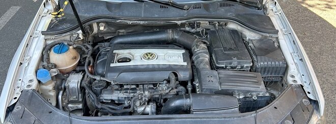 Volkswagen Passat 2010, 272,000 km - 1.8 l - Bakı
