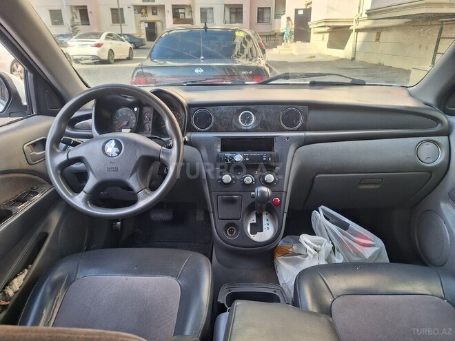 Mitsubishi Airtrek 2002, 237,000 km - 2.0 l - Bakı