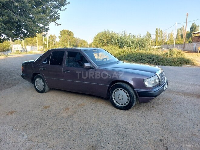 Mercedes E 200 1993, 480,000 km - 2.0 l - Beyləqan