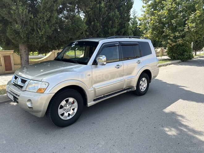 Mitsubishi Pajero 2003, 238,000 km - 3.0 l - Gəncə