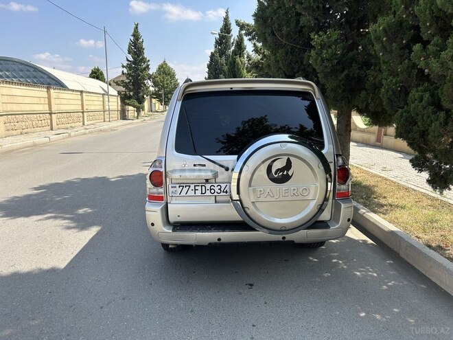 Mitsubishi Pajero 2003, 238,000 km - 3.0 l - Gəncə