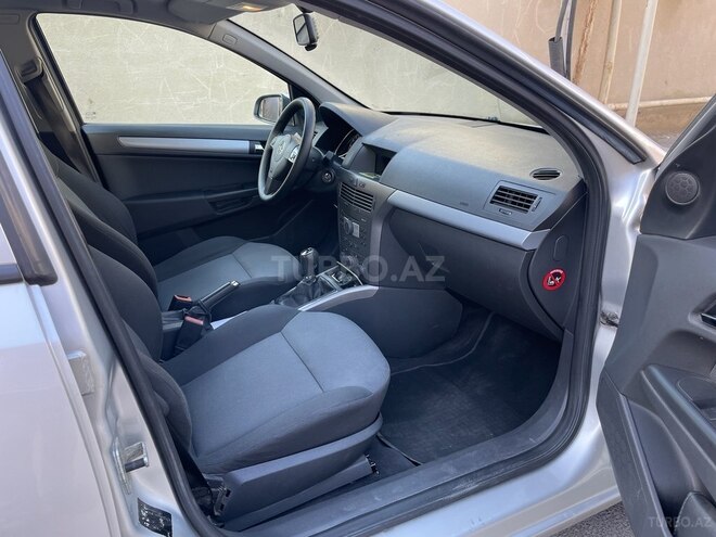 Opel Astra 2006, 185,000 km - 1.4 л - Bakı