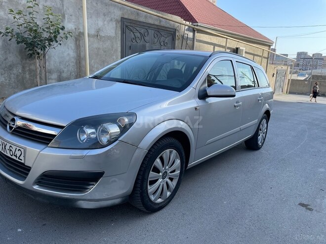 Opel Astra 2006, 185,000 km - 1.4 л - Bakı