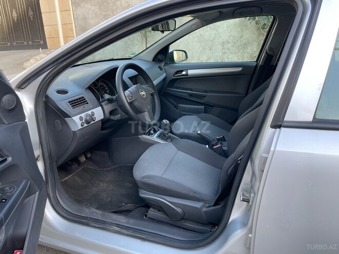 Opel Astra 2006, 185,000 km - 1.4 л - Bakı