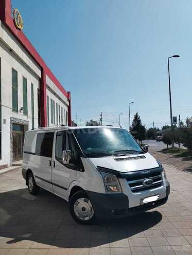 Ford Transit 2010, 288,000 km - 2.2 l - Saatlı