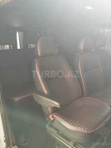 Ford Transit 2010, 288,000 km - 2.2 l - Saatlı