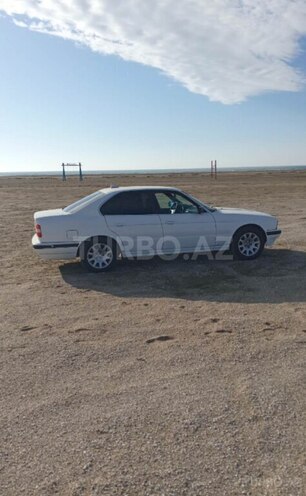 BMW 520 1992, 240,000 km - 2.0 l - Bakı