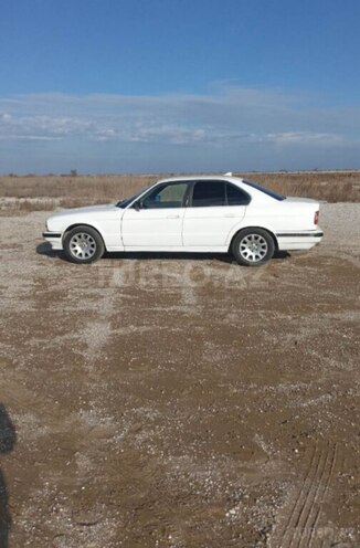 BMW 520 1992, 240,000 km - 2.0 l - Bakı