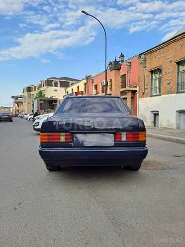 Mercedes 190 1991, 250,000 km - 1.8 l - Gəncə